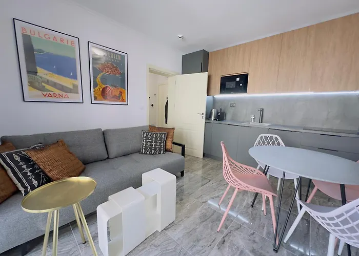 Valencia Gardens - Private - Bsr *